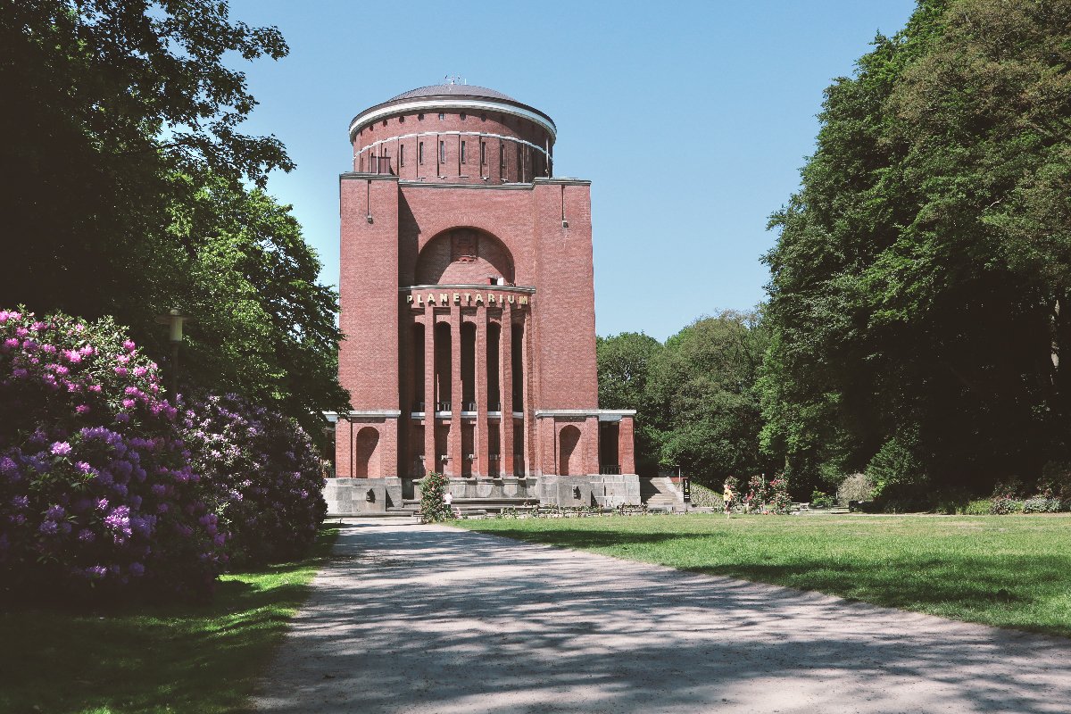 das Planetarium im Stadtpark