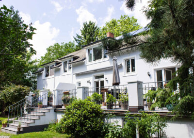 Jugendstilvilla in Schnelsen als Dreifamilienhaus